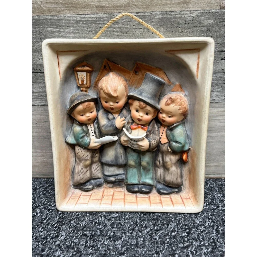 Hummel #134 Quartet 6.5” Wall Plague for Harmony In Four Parts W. Germany Signed